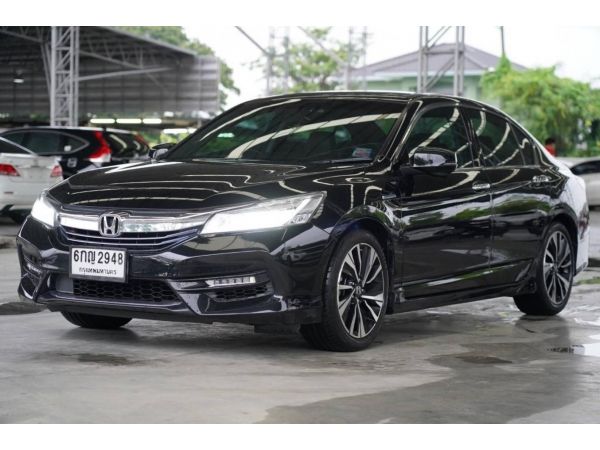 2017 honda accord 2.0 hybrid  tech สีดำ