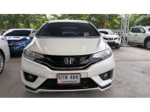 2016 Honda jazz 1.5 V plus สีขาว