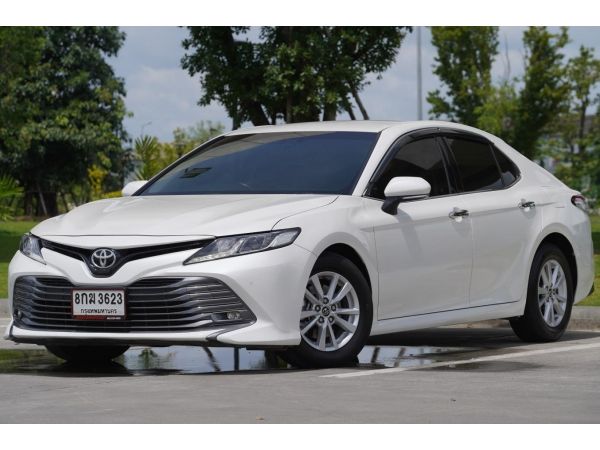 2018 TOYOTA CAMRY 2.0 G A/T สีขาว