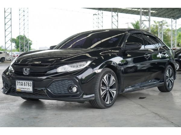 2017 honda civic 1.5 turbo hatchback สีดำ