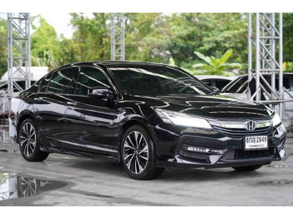 2017 honda accord 2.0 hybrid  tech สีดำ