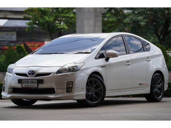 2011 TOYOTA PRIUS 1.8 TRD  A/T สีขาว