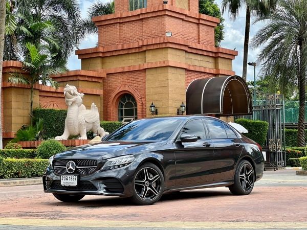 2022 Mercedes-Benz C300e AMG Sport