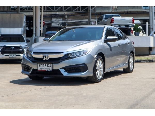 โตโยต้าชัวร์ ฟรีดาวน์ Honda Civic 1.8 E A/T ปี 2018 รถบ้านเจ้าของมือเดียว