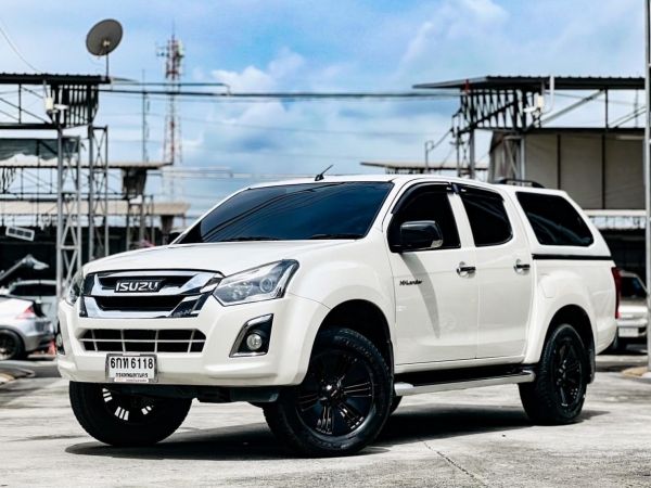 2017 isuzu d-max 4 ประตู 2.5z เครดิตดีฟรีดาวน์ สามารถจัดได้เกิน