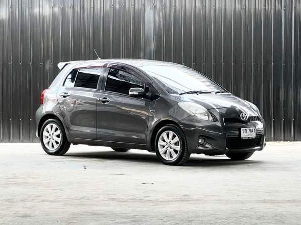 TOYOTA YARIS 1.5E(ตัวรองท็อป) A/T ปี 2013