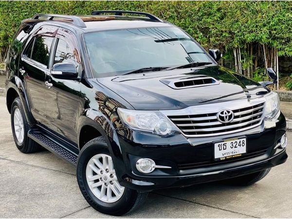 Toyota Fortuner 2.5 Vปี 2015