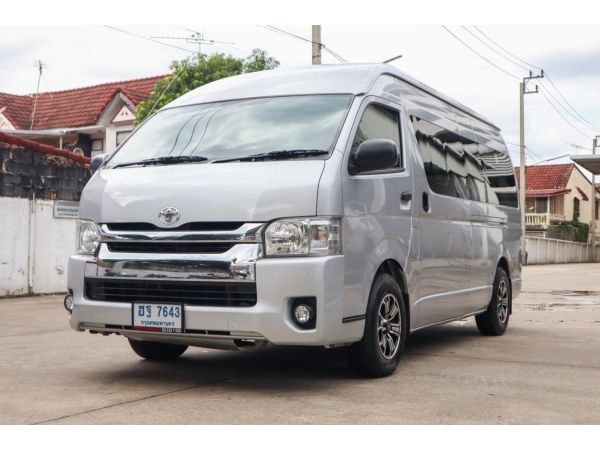 โตโยต้าชัวร์ ฟรีดาวน์ Toyota Commuter 3.0 M/T ปี 2018 ผ่อนงวดละ 15,xxx บาท รถเจ้าของมือเดียว