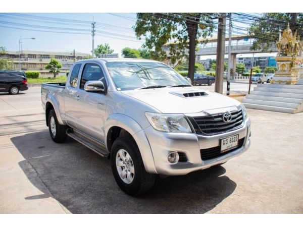 TOYOTA HILUX VIGO 2.5 E SMART CAB PRERUNNER M/T ปี2015