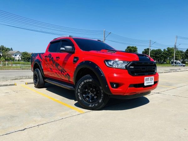 Ford Ranger 4 ประตู XLT ปี 2019 สีแดง สภาพอย่างสวย