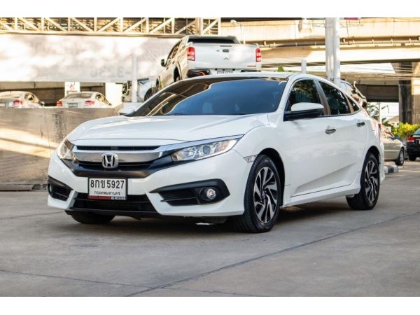 โตโยต้าชัวร์ ฟรีดาวน์ รถต่างแบรนด์ Honda Civic 1.8 EL A/T ปี 2018 ผ่อนเดือนละ 10xxx บาท