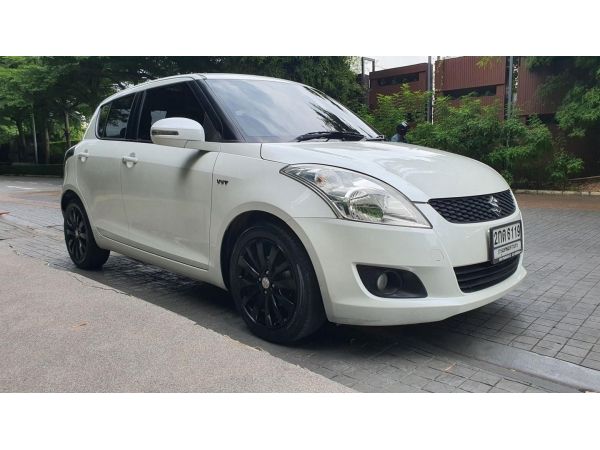 SUZUKI SWIFT GLX 1.2L สีขาว MY 2013