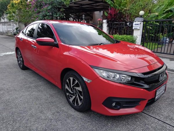 Honda Civic FC 1.8EL iVTEC ปี 2017(ปลายปีธ.ค.) สีแดง รถบ้าน มือเดียว ออกห้างป้ายแดง เจ้าของขายเอง รูปที่ 0