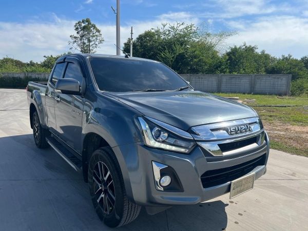 Isuzu Dmax Hilander Open Cab 1.9Ddi Blue Power M/T 2018