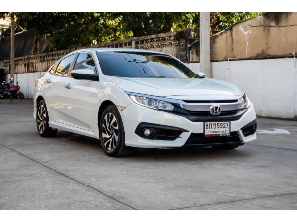 Honda Civic 1.8 EL AT ราคา 638,000บาท