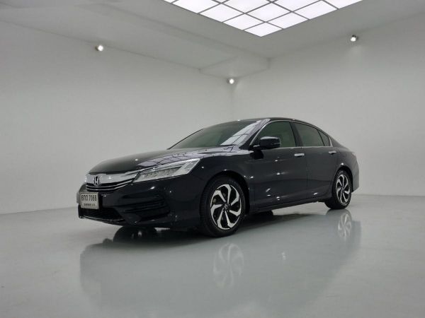 HONDA ACCORD 2.0 E ปี 2017