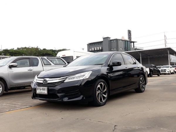 HONDA ACCORD 2.0 E ปี 2017