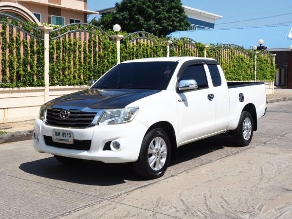 TOYOTA HILUX VIGO CHAMP SMART CAB 2.7 J ปี 2012 เกียร์MANUAL สภาพนางฟ้า