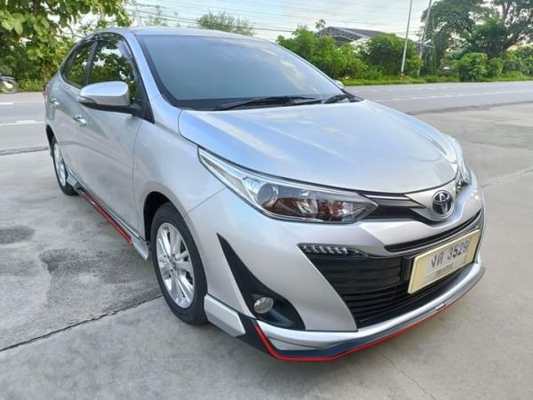 TOYOTA YARIS ATIV 1.2G A/T ปี 60/2017