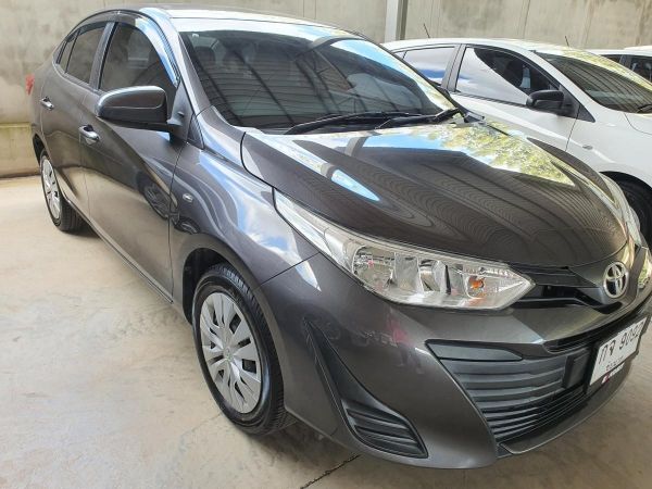 TOYOTA YARIS ATIV 1.2J  A/T ปี 2018