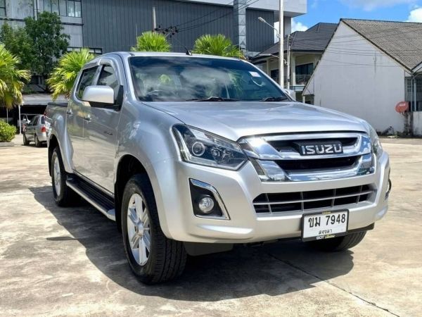 ISUZU D-Max Cab-4 Hi-Lander 1.9 Z Ddi Auto ปี 2017