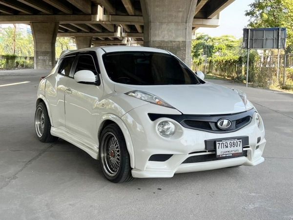 2014 Nissan Juke 1.6 V AT เพียง 289,000 ฟรีดาว ซื้อสดไม่มี Vat7% SUV สุดคุ้ม เบาะหนัง กล้องถอย ปุ่มสตาร์ท