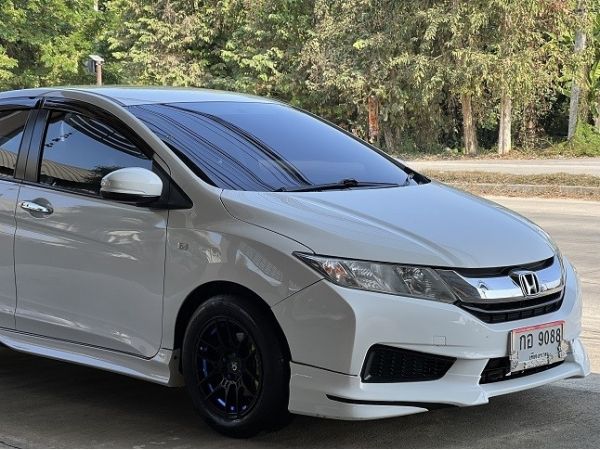 Honda New City 1.5V Plus ปี 2015 auto สีขาว รูปที่ 0