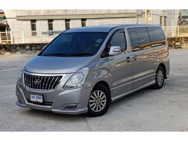 Hyundai H-1 2.5 ELITE AT ปี 2017