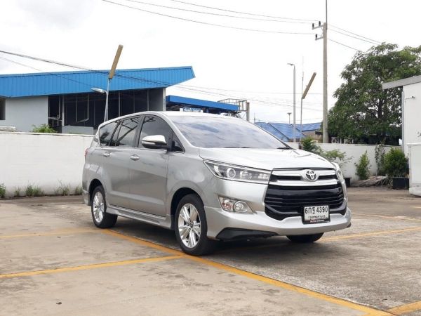 INNOVA CRYSTA 2.8 V	2017