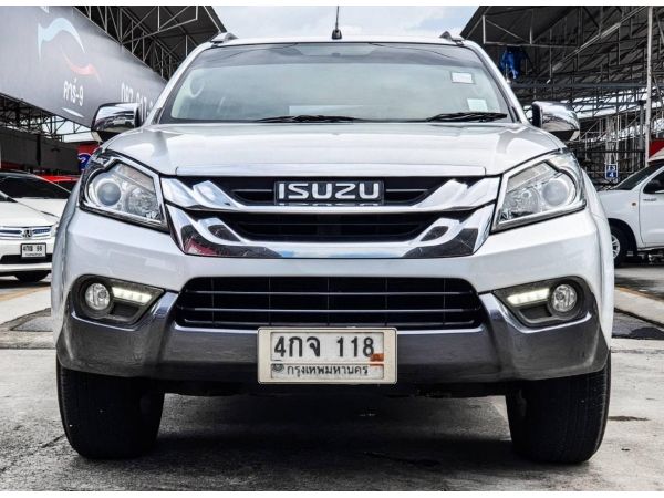 2014 isuzu mu-x 2.5 เครดิตดีฟรีดาวน์