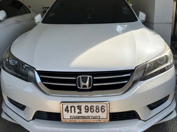 Honda  Accord 2015,รถบ้าน,ไมน้อย11X,000