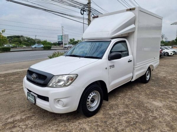 Toyota vigo 2.7J standardcab ปี 2011