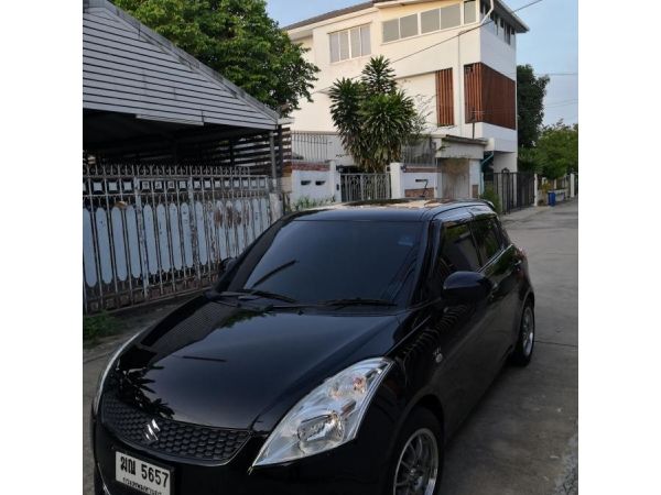 SUZUKI SWIFT 1.2GL เกียร์ AUTO ปี 2012 รถบ้านเจ้าของขายเอง มือเดียวจากป้ายแดง ใช้งานน้อยเลขไมล์ไปกลับที่ทำงาน รูปที่ 0