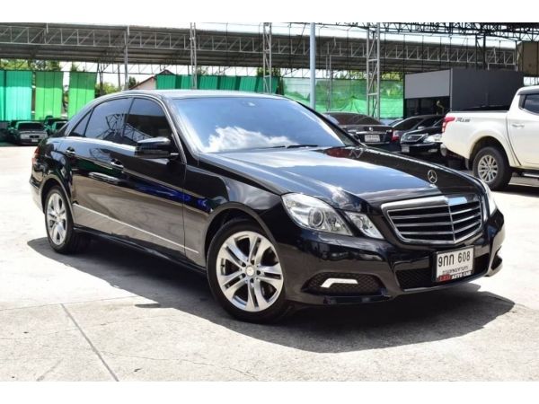 2010 Mercedes Benz E300 (W212) 3.0 Avantgarde Sport เบนซิน รถบ้านแท้สุดหรู ขายถูกคุ้มๆ