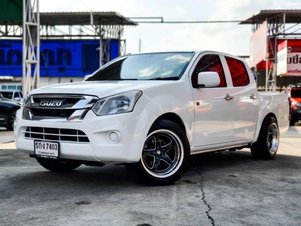 2016 isuzu d-max all new 1.9 s เครดิตดีฟรีดาวน์