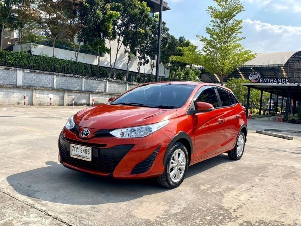 TOYOTA YARIS  1.2E Hatchback ปี 2018 เจ้าของเดียว สภาพสวยมาก ไม่ติดแก๊ส ไม่มีชน