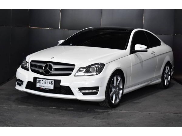 2014  Benz C180 Coupe AMG  Package รถบ้านใช้น้อยดูแลดี ขายถูกคุ้มมากๆ