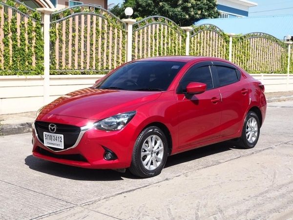 MAZDA 2 1.5 SKYACTIVE XD SPORTS ปี 2015 จดปี 2016 สภาพนางฟ้า รูปที่ 0