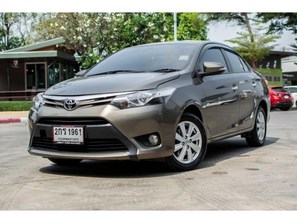 TOYOTA VIOS 2013 (โฉม07-13) G Sedan 1.5 A/T สีนํ้าตาล