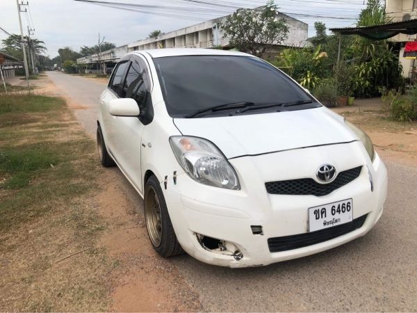 Toyota yaris2010