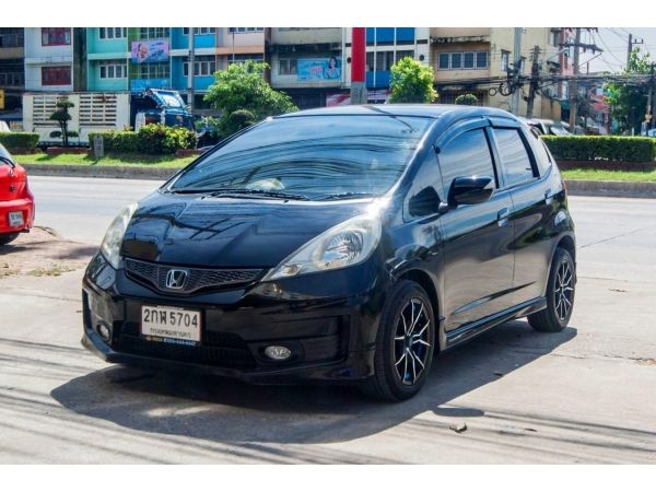 Honda Jazz 1.5 SV ปี 2013