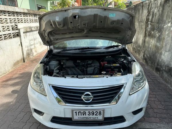 NISSAN ALMERA ปี2012 สีขาว