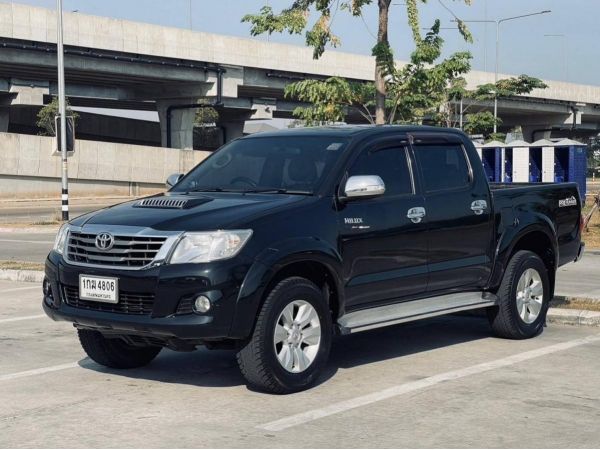 TOYOTA  VIGO CHAMP 2.5 E DOUBLE CAB PRERUNNER ปี2012