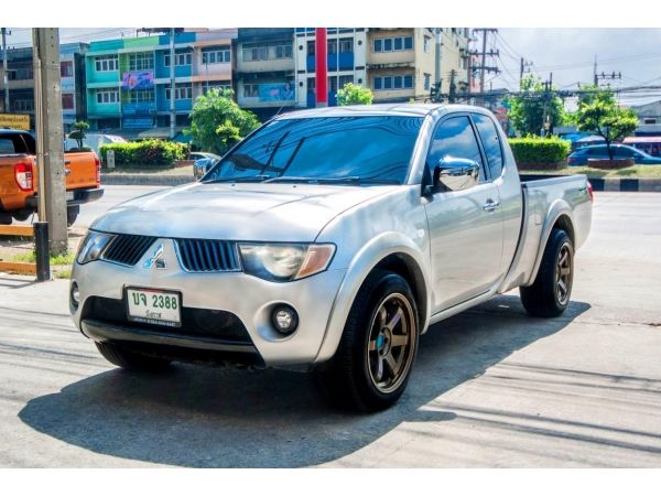 Mitsubishi Triton 2.5GLX mega cab ดีเซล