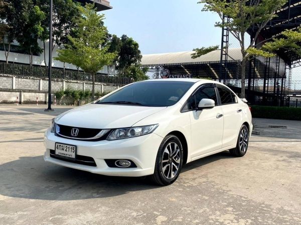 HONDA CIVIC 1.8E (โฉม FB)  ปี 2015 สวยมาก เจ้าของเดียว ไม่ติดแก๊ส ไม่มีชน รูปที่ 0