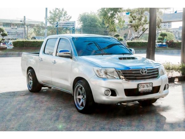 2013 Toyota Vigo 2.5J Double Cab เตี้ย ดีเซล สีเทา