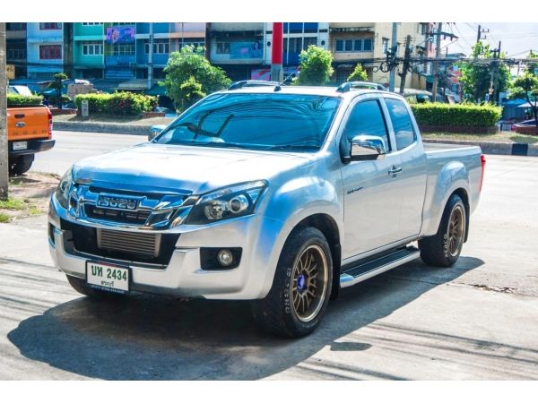 2011/12Isuzu D-max 2.5Z VGS Hi-Lander Cab แต่งเตี้ย สี : เทา ดีเซล