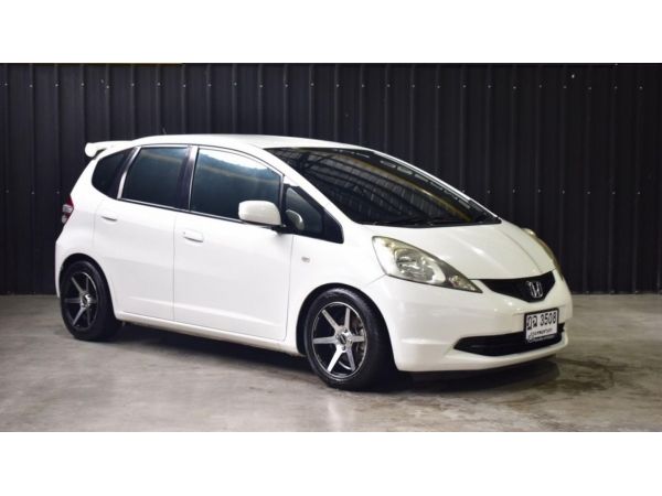 HONDA JAZZ 1.5 V A/T ปี 2010