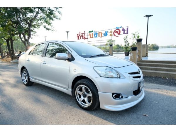 TOYOTA VIOS 1.5J สีบรอนซ์เงิน เกียร์ออโต้ ปี 2009