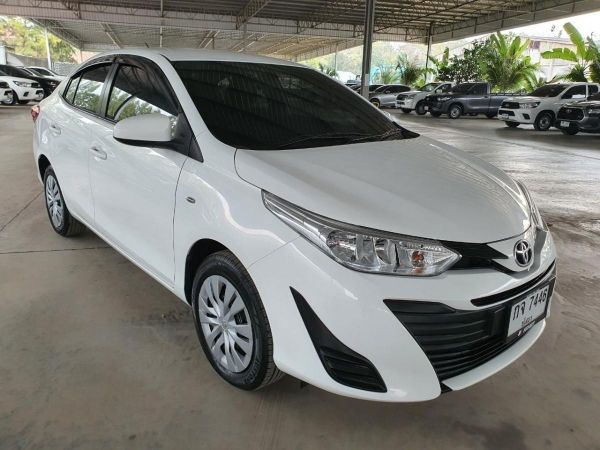 TOYOTA YARIS ATIV 1.2J A/T ปี 2018